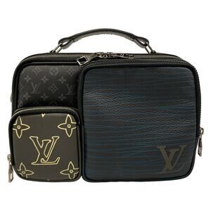 Louis Vuitton Messenger Multi-Pocket Mens Patchwork Handbag M45457 Monogram